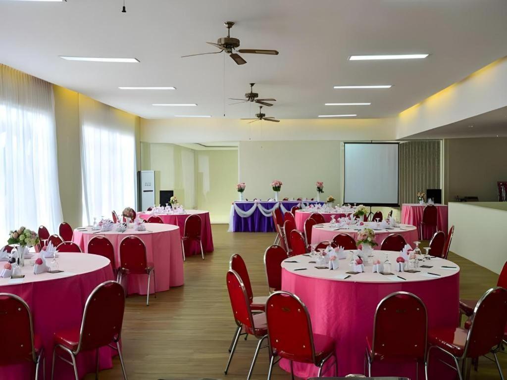 Bali Rich Villa Tuban  Extérieur photo