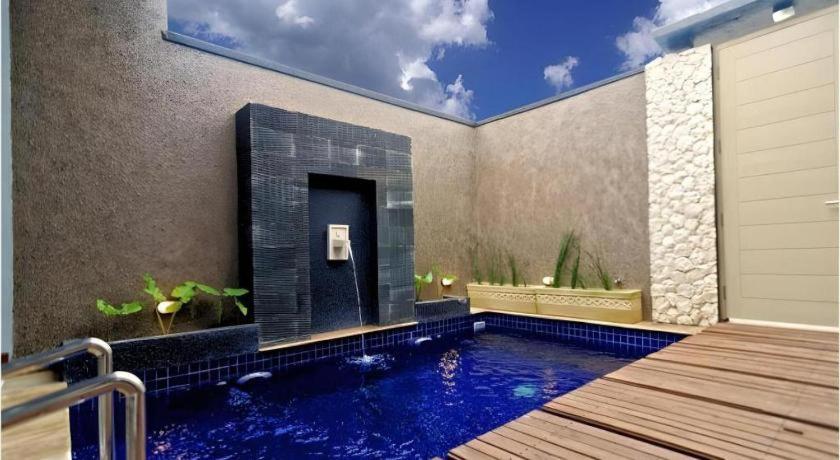 Bali Rich Villa Tuban  Extérieur photo