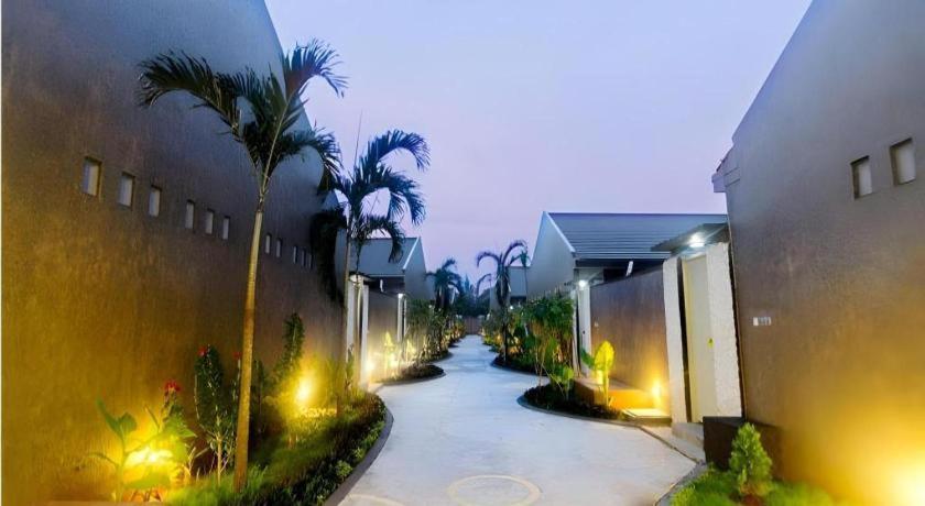 Bali Rich Villa Tuban  Extérieur photo